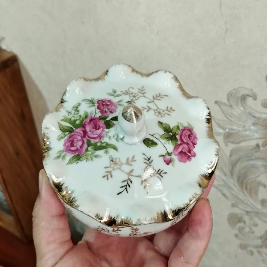 قندان لب چین گلسرخی