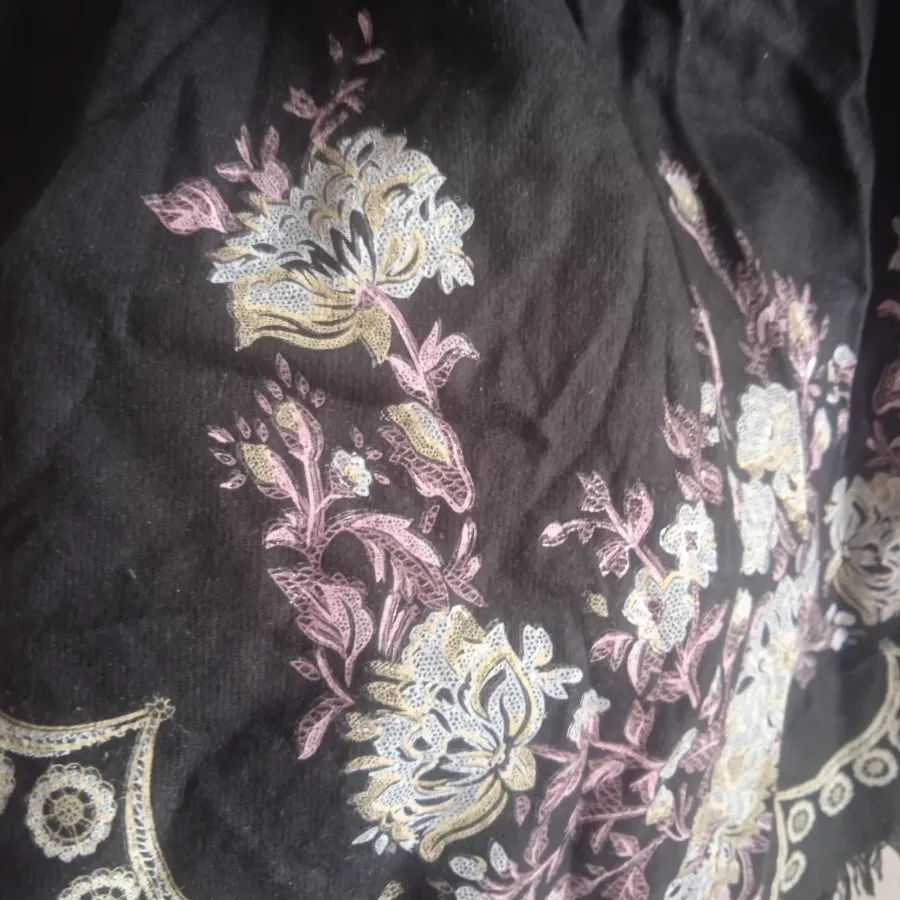 روسری یه گوش پشمی