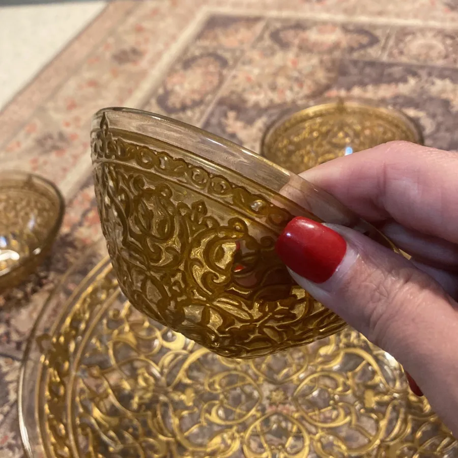 آجیل خوری
