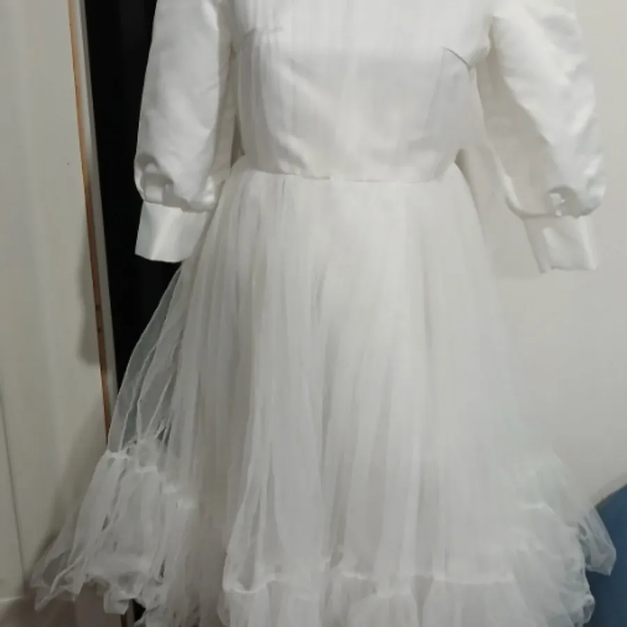 لباس عروسکی