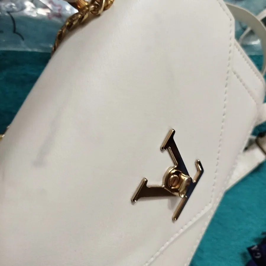 کیف سفید