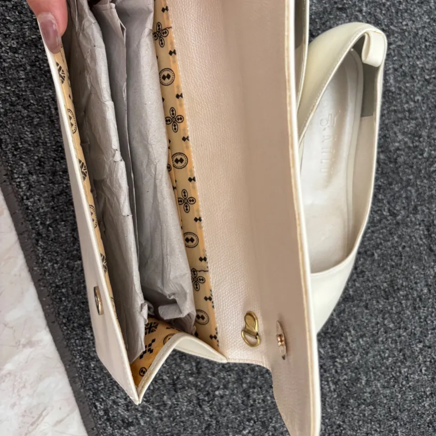 کیف و کفش عروس