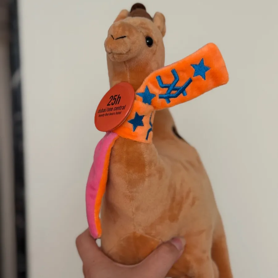 عروسک شتر
