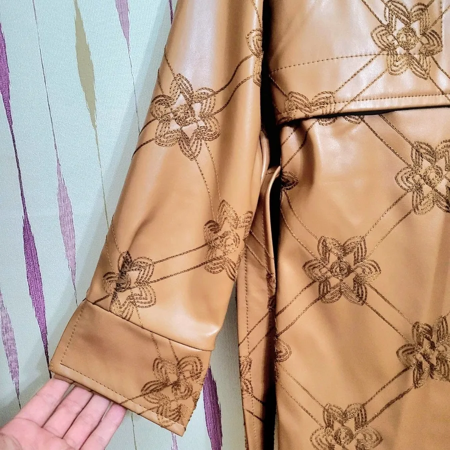 کت چرم عسلی