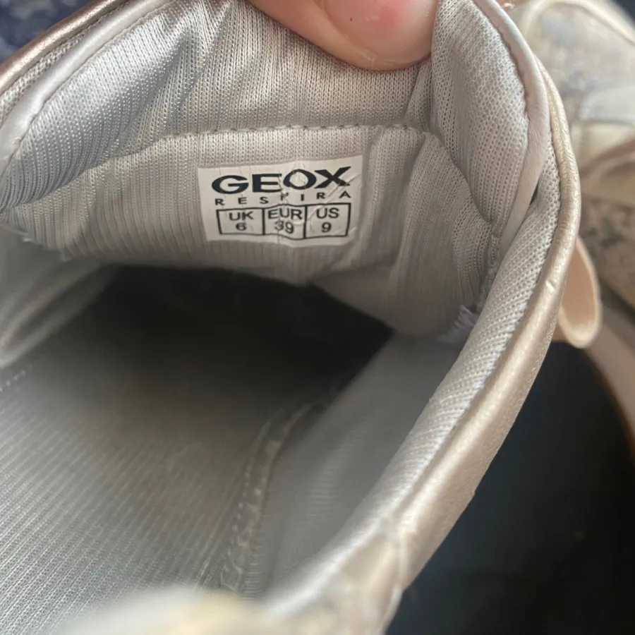 کتونی Geox