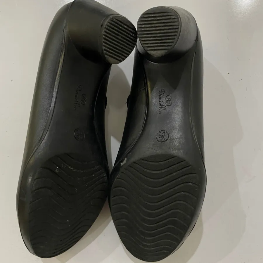 کفش چرم دنیلی