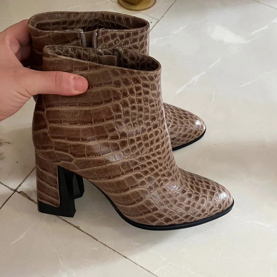 نیم بوت