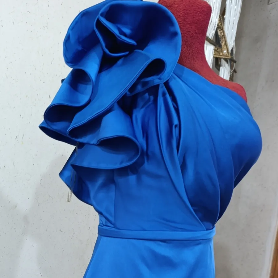لباس مجلسی آبی