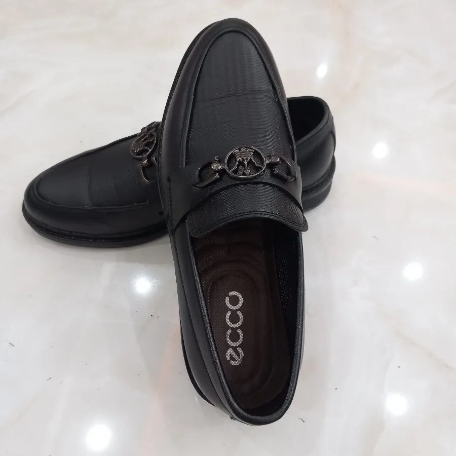 کفش اسپرت