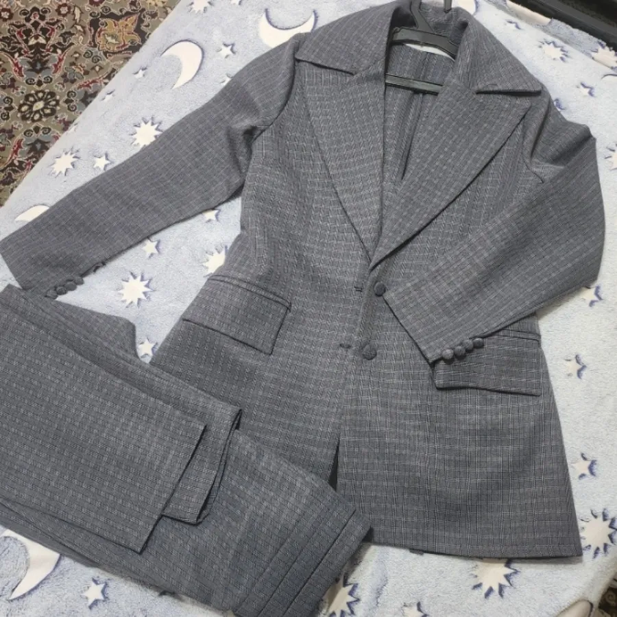 کت شلوار و ژیله