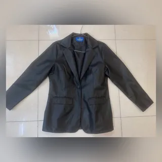 کت چرم درجه یک زنانه