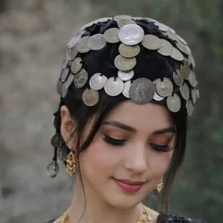 کلاه سنتی سکه دوزی