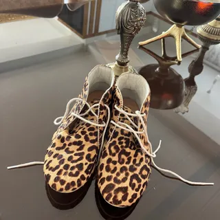 نیم بوت استوک