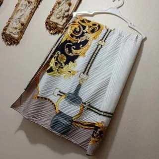 روسری سفیدمجلسی