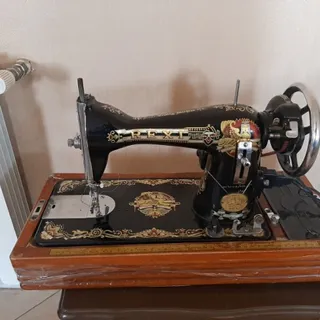 چرخ خیاطی