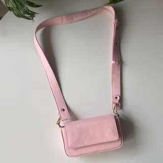 کیف چرم صورتی