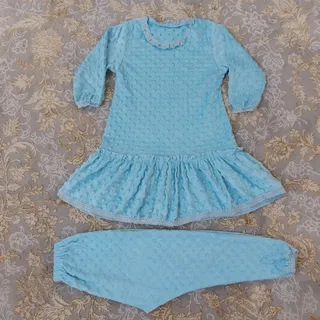 لباس بچگانه