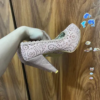 پاشنه بلند مجلسی