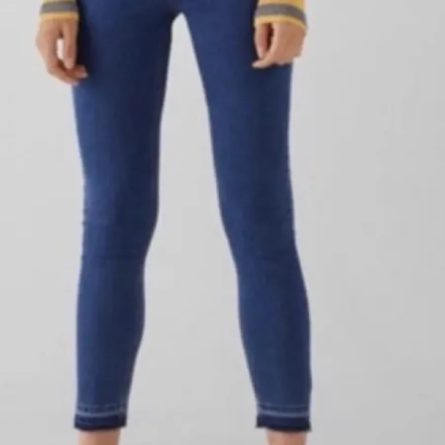 شلوار جین برشکا Bershka