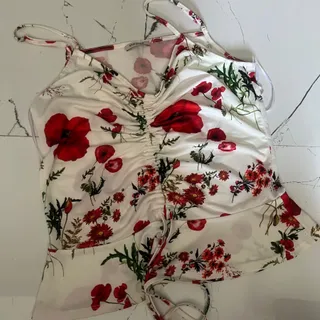 تاپ دخترانه
