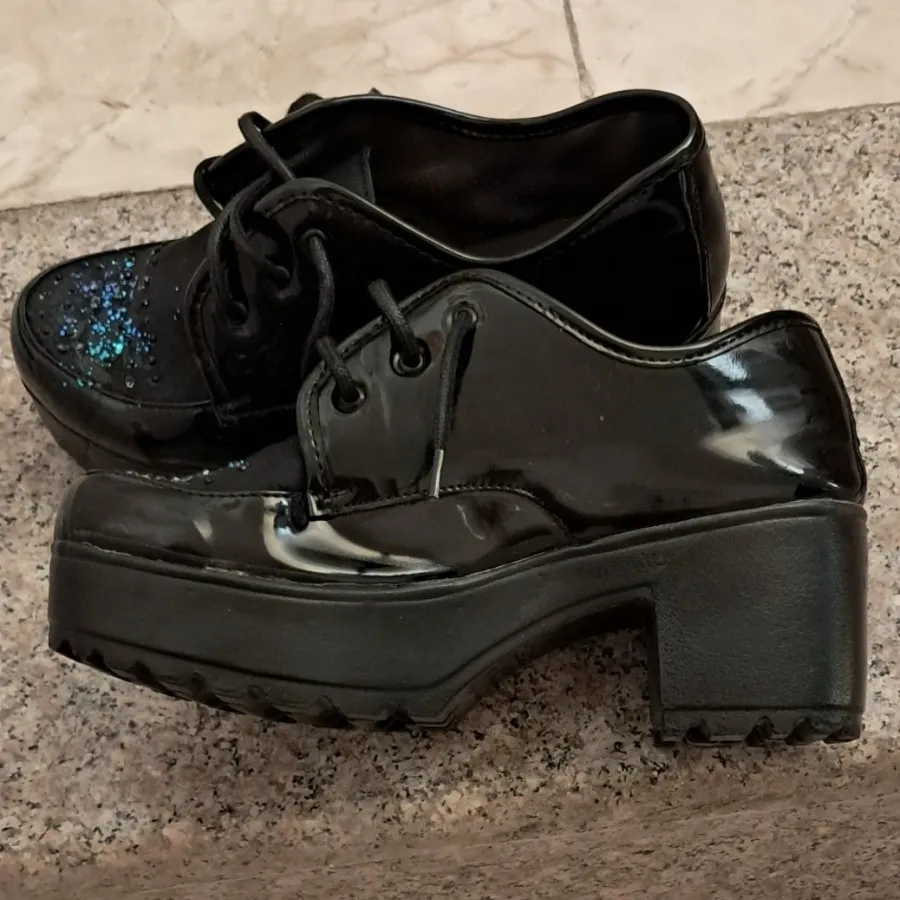 کفش مجلسی