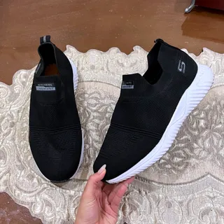 کتونی اسکیچرز اصل مردانه