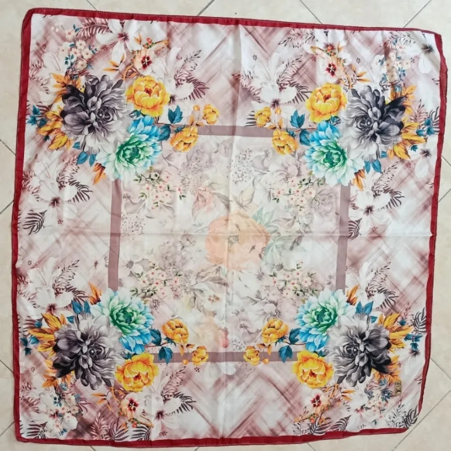 روسری حریر ساتن