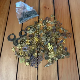 آویز برنجی