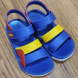 صندل بچگانه