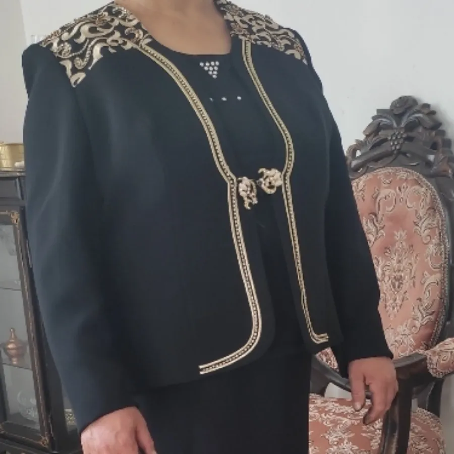 کت و دامن زنانه
