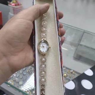 ساعت پینترستی
