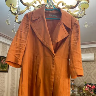 مانتو نارنجی