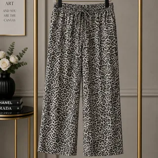 شلوار خارجی Stradivarius