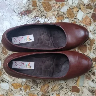 کفش چرم به‌تیس سایز 39