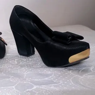 کفش مجلسی