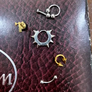 پیرسینگ گوش