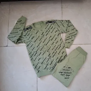 بلوز و شلوار بچگانه