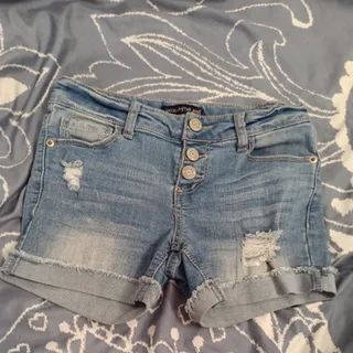 شورتک بچگانه