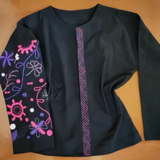 کت گلدوزی شده