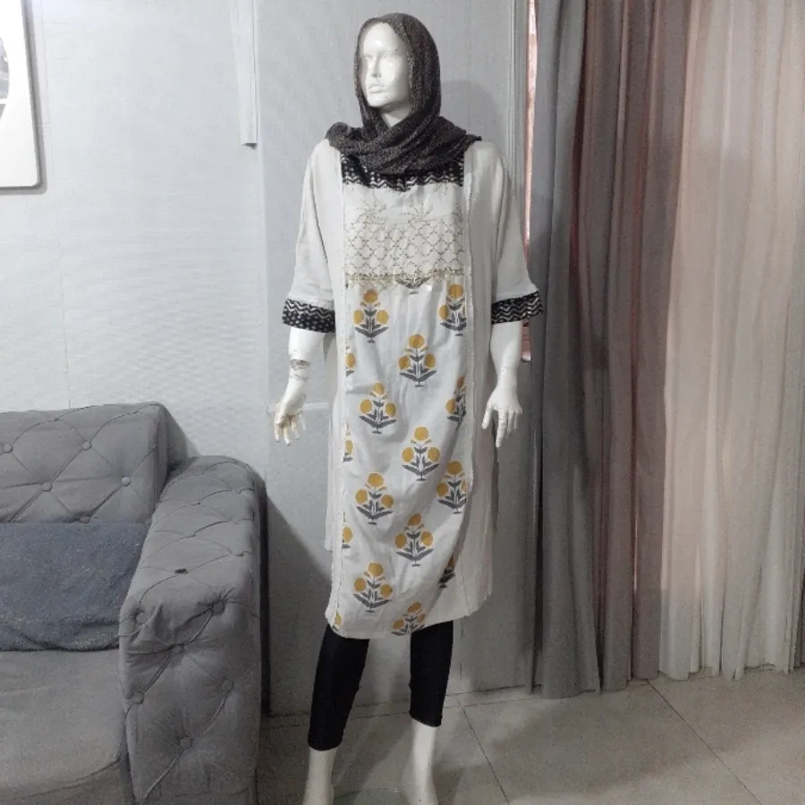 پیراهن ساحلی