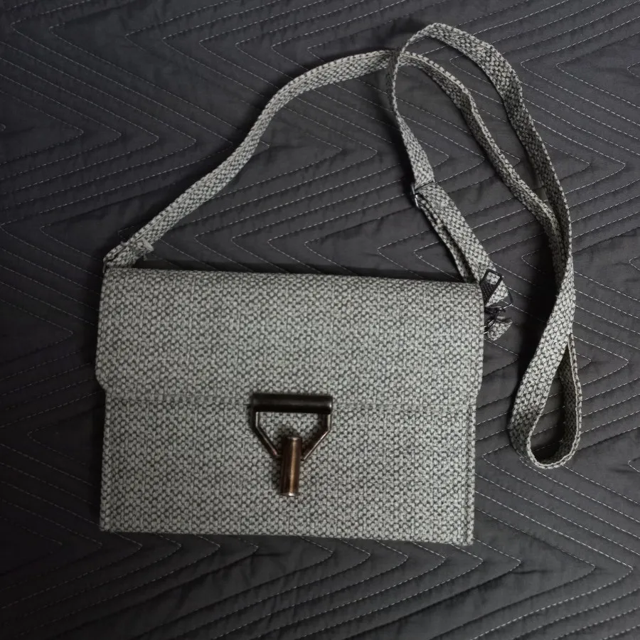 کیف طوسی