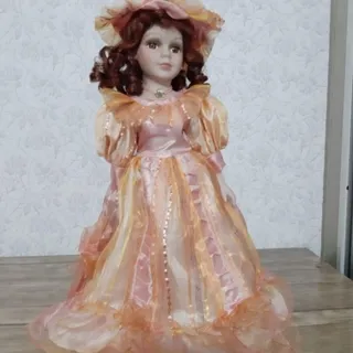 عروسک سرامیکی