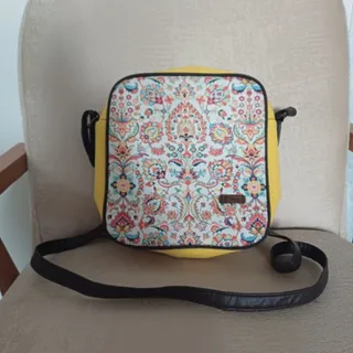 کیف زرد سنتی