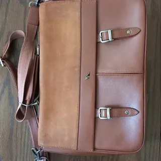 کیف اداری اسپرت عسلی