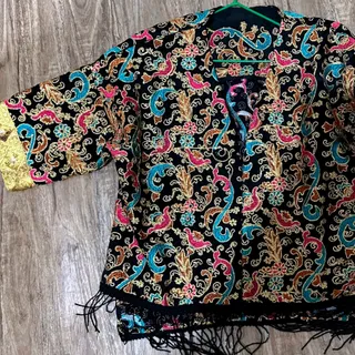 کت سوزن دوزی شده