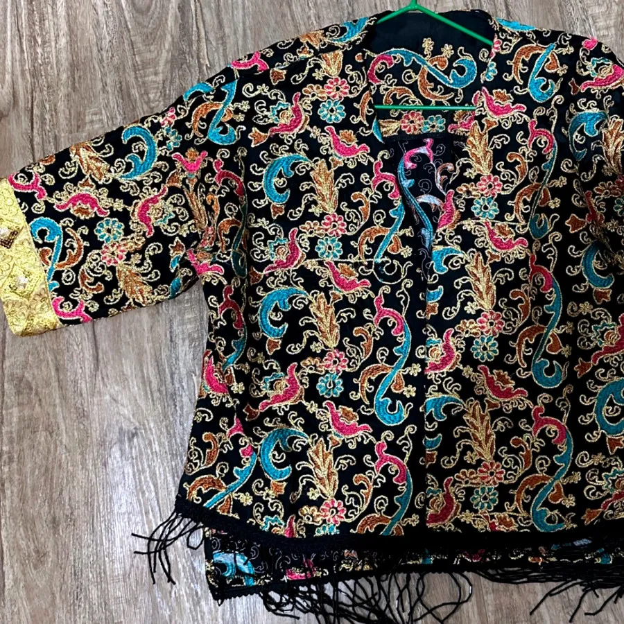 کت سوزن دوزی شده