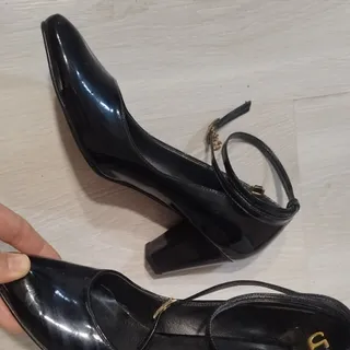 کفش مجلسی