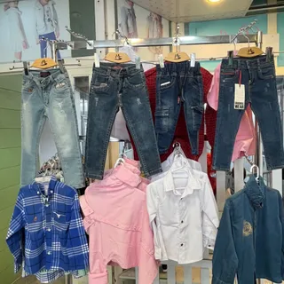 پوشاک بچه گانه