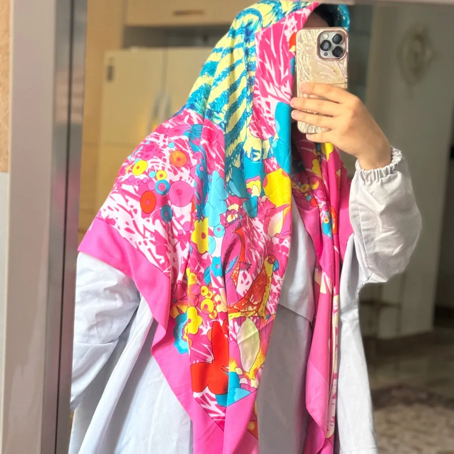 روسری ابریشم قواره بزرگ