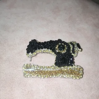 گل سینه چرخ خیاطی